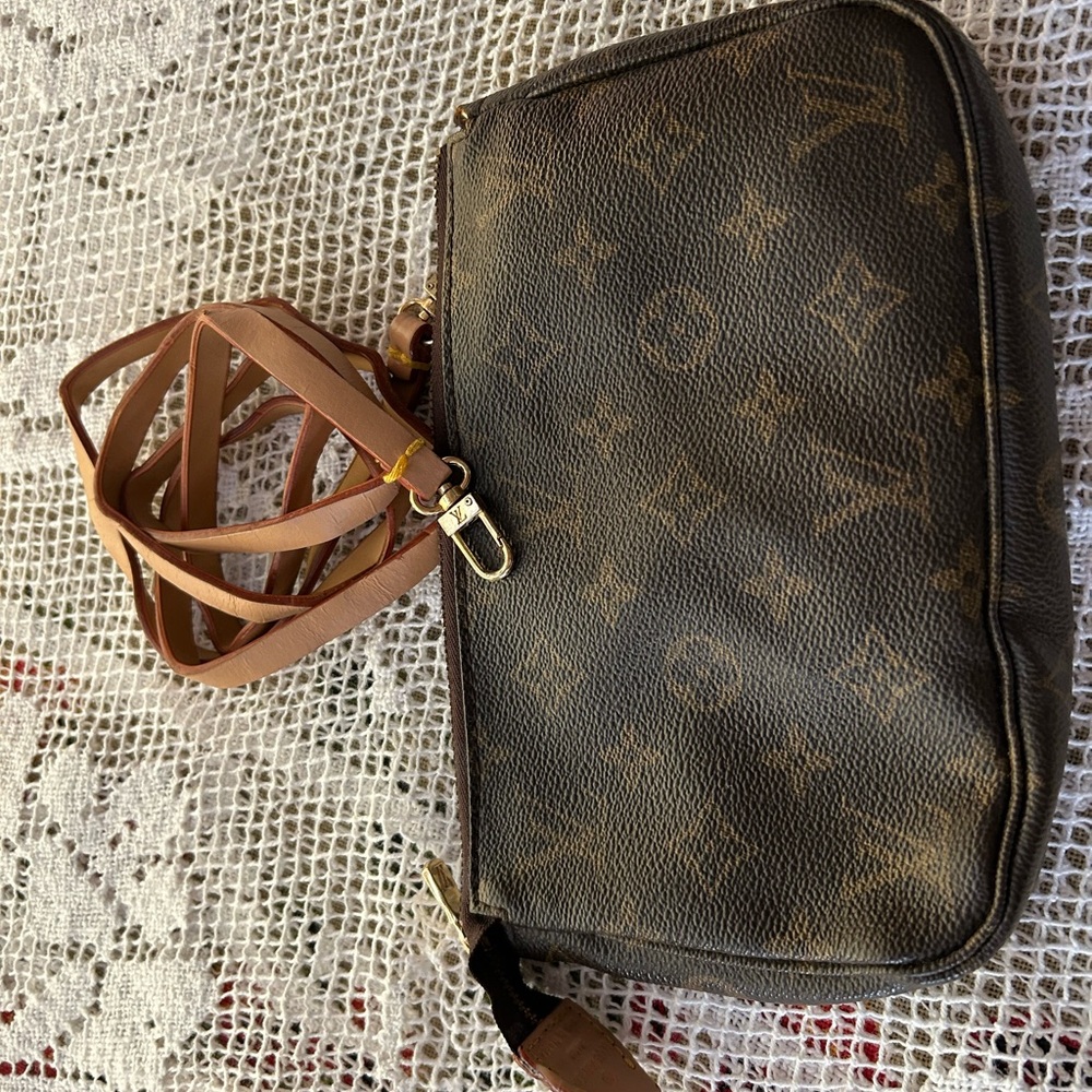 Louis Vuitton Brown Monogram Pochette